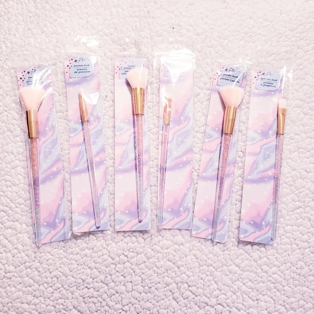 6 Piece Mermaid Crystal Make Up Brushes. NWT.
